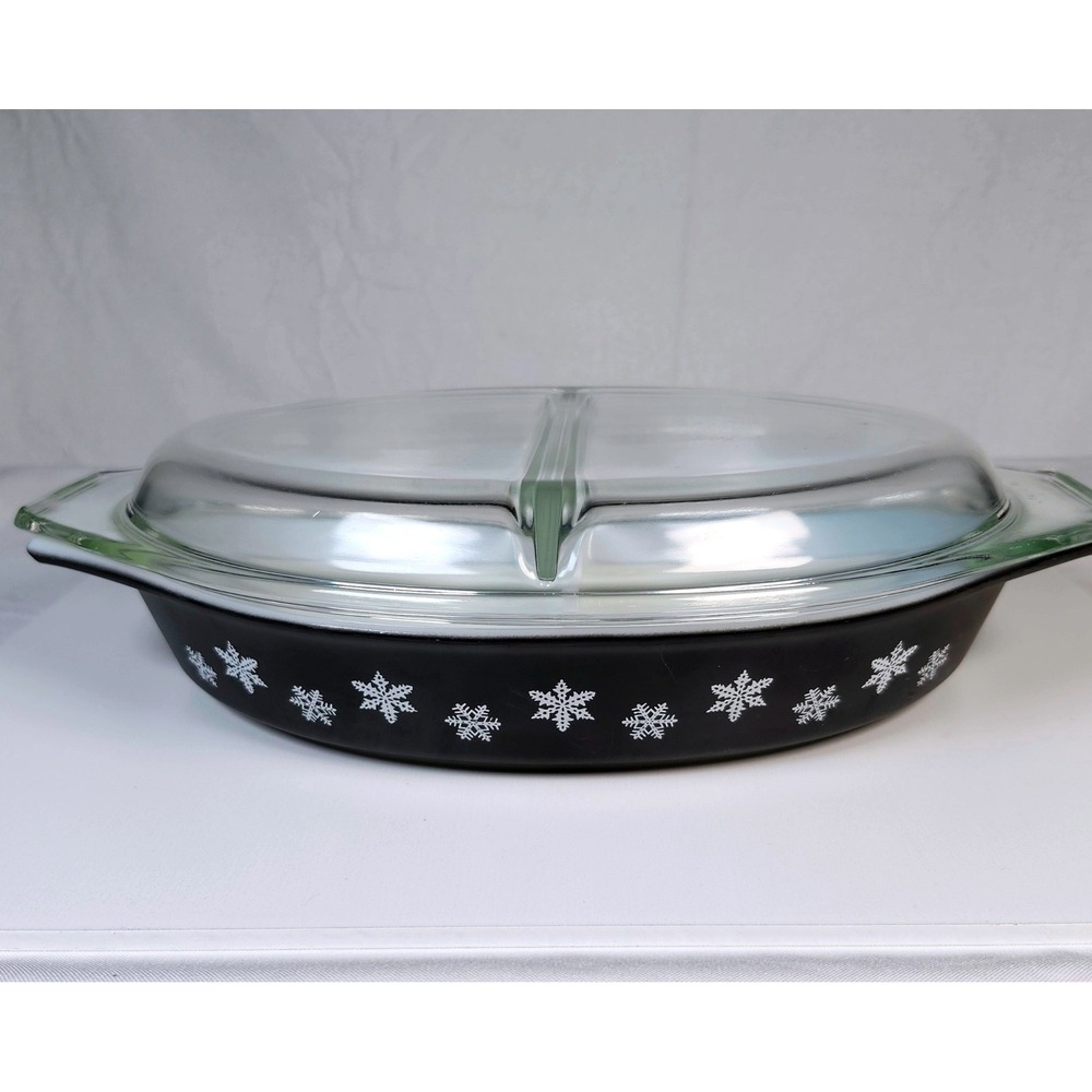 Vintage Pyrex MCM Divided Casserole Dish 1.5QT Black Snowflake Charcoal W/ Lid